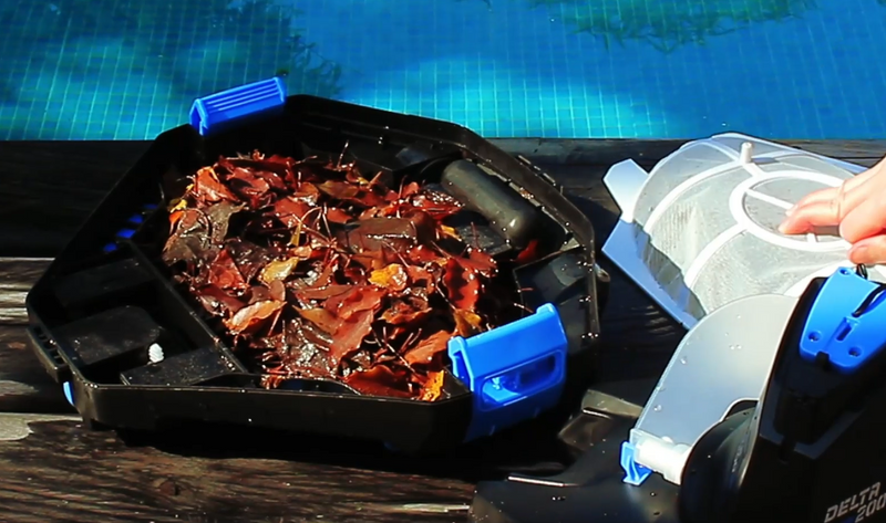 Load image into Gallery viewer, Kokido Delta 200™ The ultimate in robotic pool cleaning!