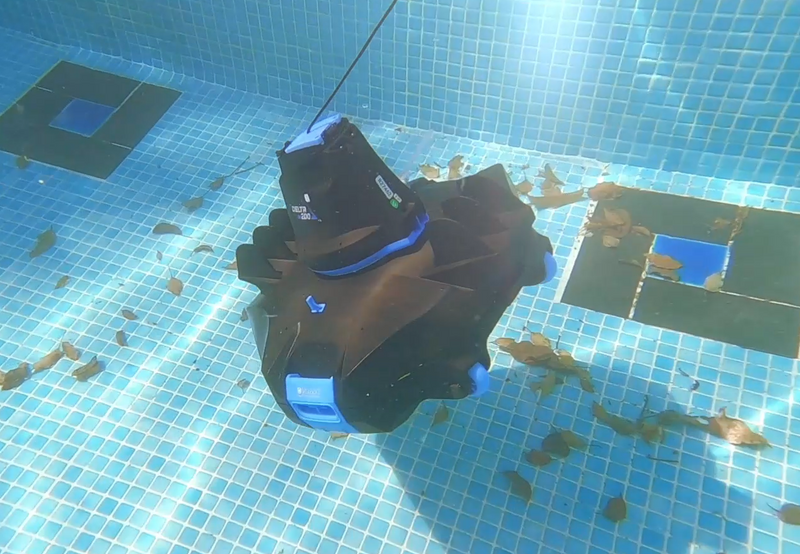 Load image into Gallery viewer, Kokido Delta 200™ The ultimate in robotic pool cleaning!