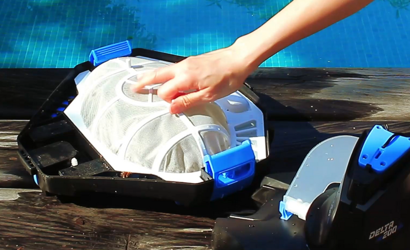 Load image into Gallery viewer, Kokido Delta 200™ The ultimate in robotic pool cleaning!