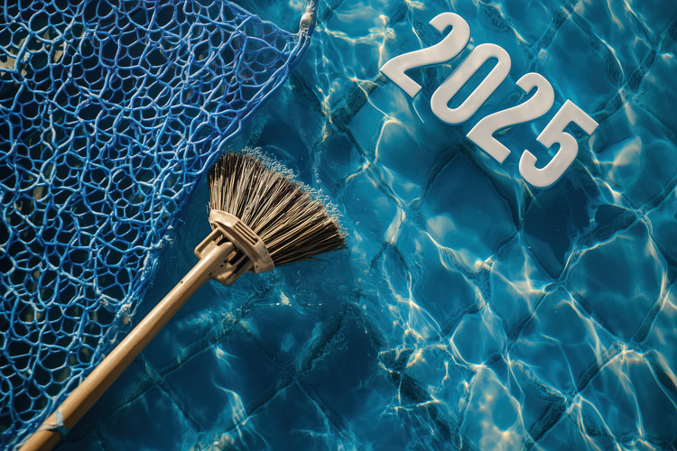 2025 Pool Cleaning Tips: Keep Your Pool Sparkling All Year Round