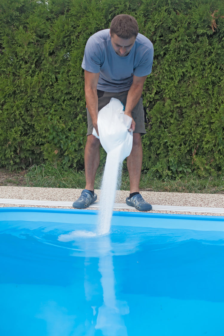 Saltwater vs Chlorine Pools: Which Is Better?