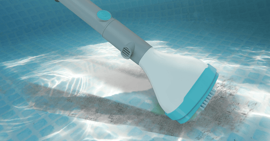 Kokido LEKTRA™ Your Vacuum broom. Ideal for Cleaning Small Pools & Spas