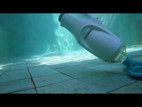 Load and play video in Gallery viewer, Telsa® 05 KIT Your Best Pool Vacuum Cleaner Essential [Pole Included]
